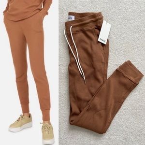 MATE the Label Thermal Joggers